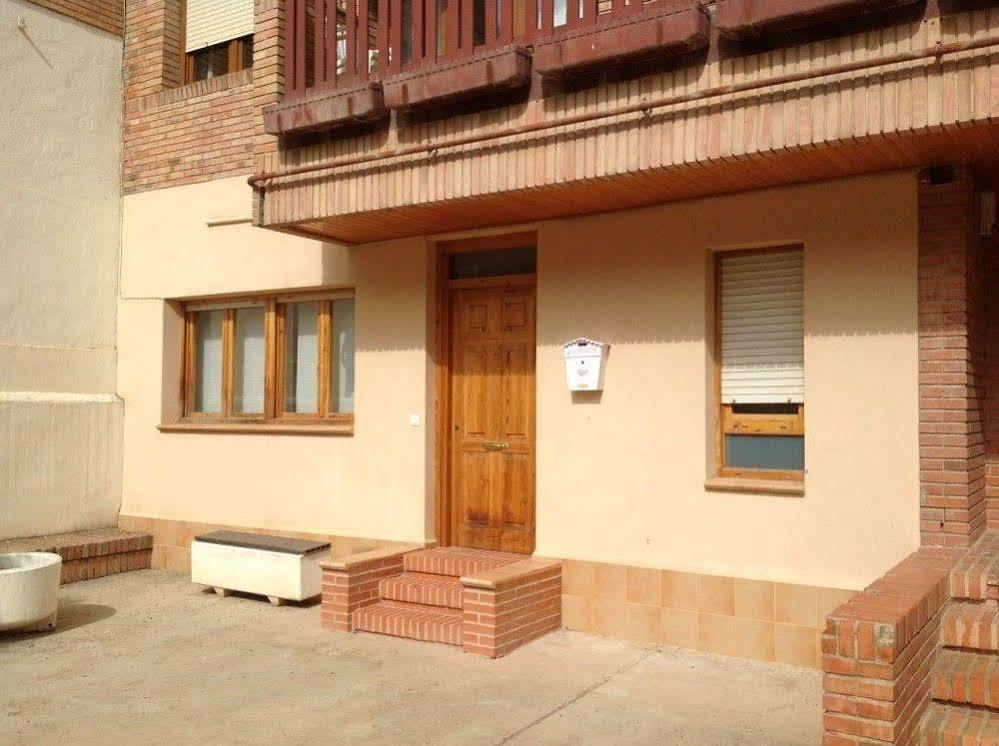 Apartamentos Alcaniz, Blanca ภายนอก รูปภาพ