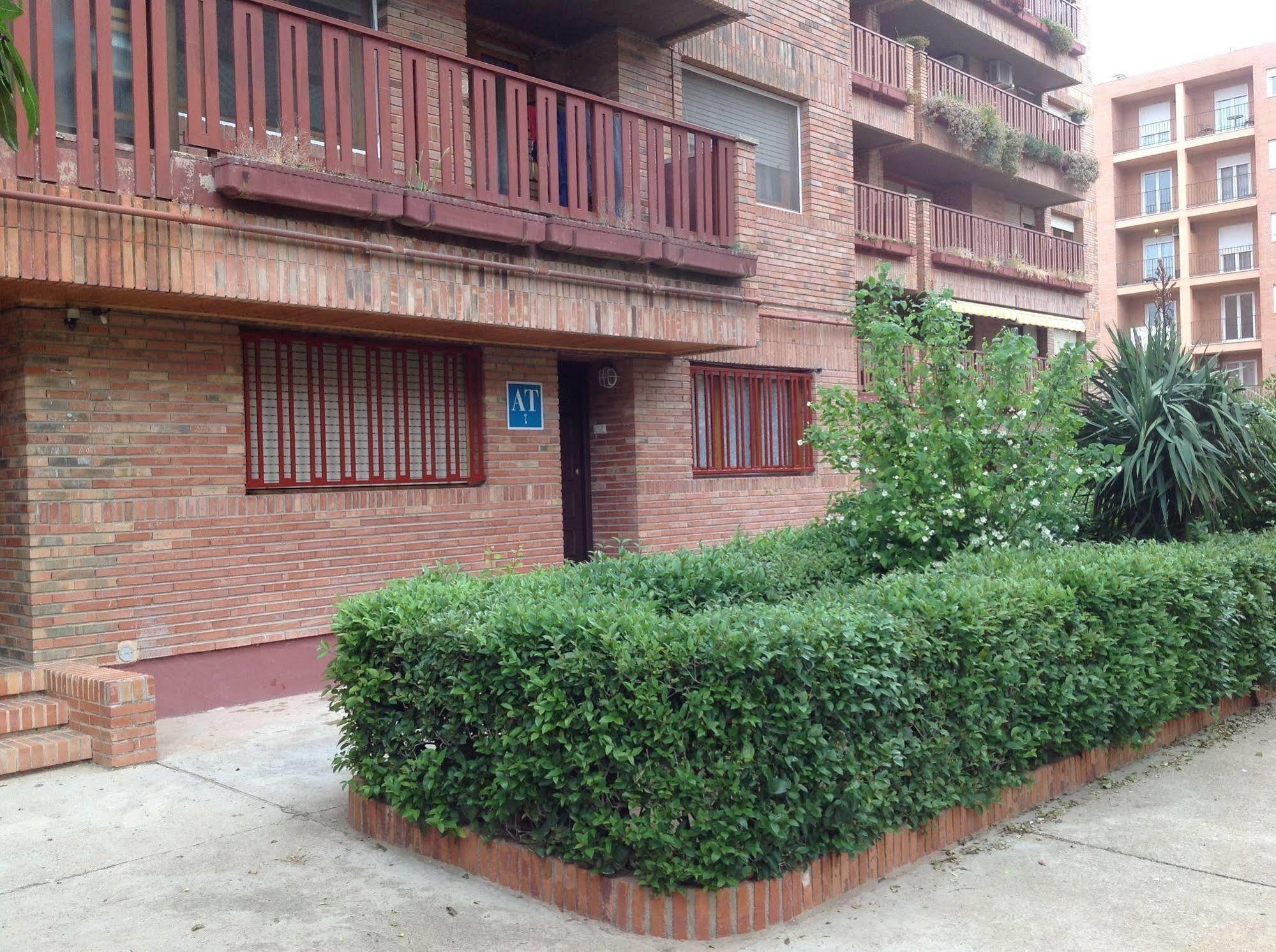 Apartamentos Alcaniz, Blanca ภายนอก รูปภาพ