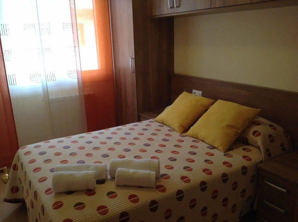 Apartamentos Alcaniz, Blanca ภายนอก รูปภาพ