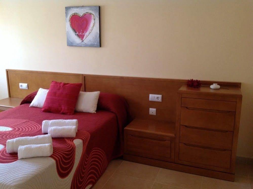 Apartamentos Alcaniz, Blanca ภายนอก รูปภาพ